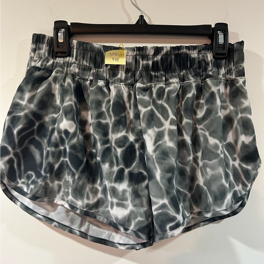 VS shorts